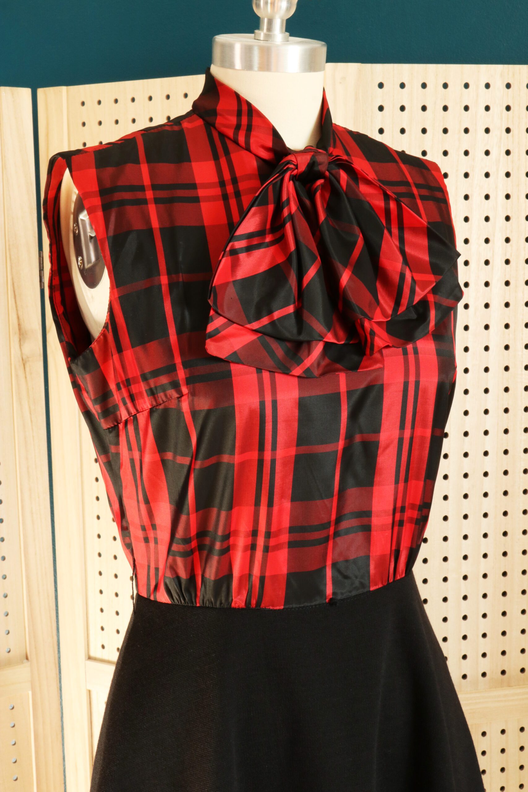 a line plus size casual dress Navy Plaid Button Up Self Tie Detail Short Ruffle Sleeve Dress – SSYS
